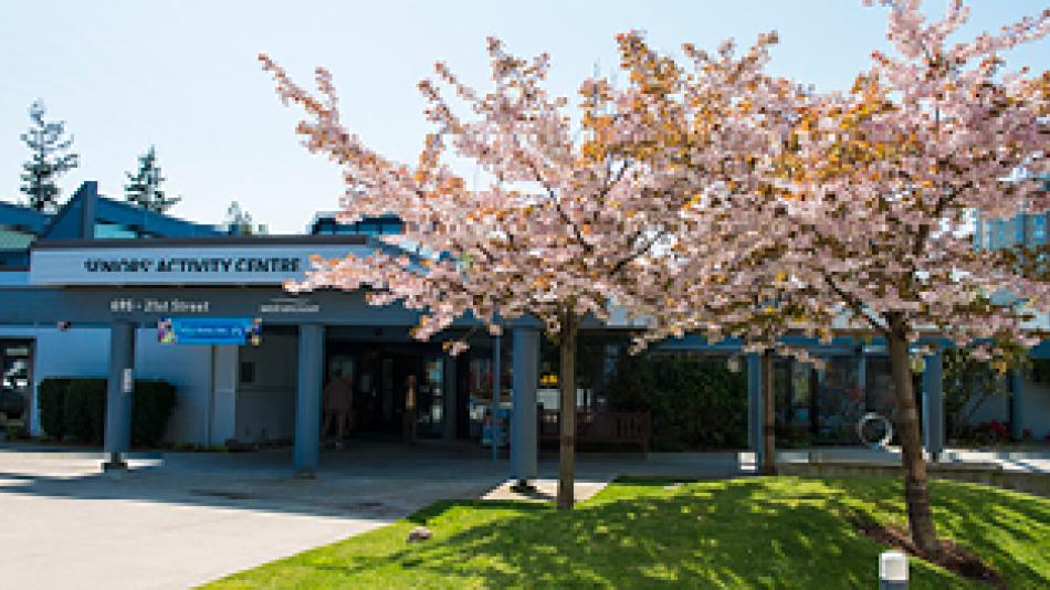 Seniors'_Activity_Centre_327X176.jpg
